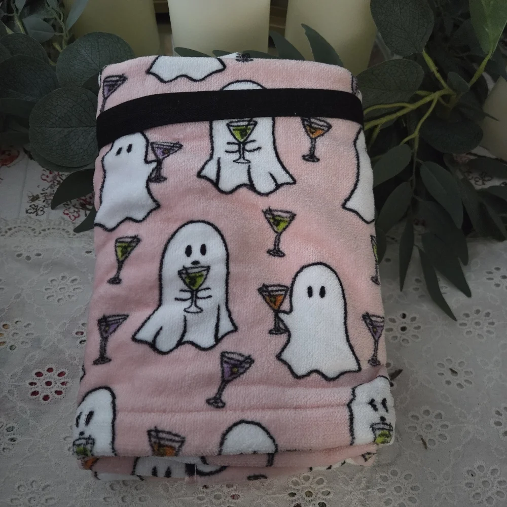 Casaba Fun Ghost Hand Towel Set - Pink